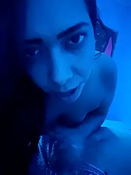 YANKERAPUNZEL online show from 11/01/25, 07:10