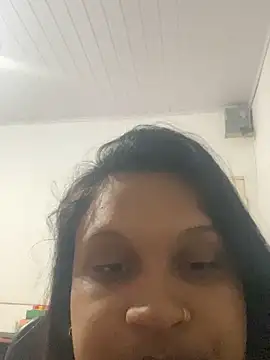 VictoriaSwee online show from 10/20/25, 05:35