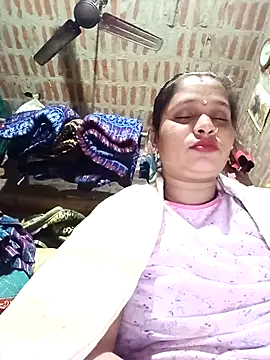 Snapshot of Hot_mona1 chatting on 11/23/25, 05:35 Hot mona1 online show from 11/23/25, 05:35