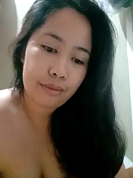 Snapshot of Creamy_Pussycat28 chatting on 10/26/25, 08:04 Creamy Pussycat28 online show from 10/26/25, 08:04
