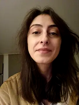 Snapshot of maki_reiko chatting on 10/27/25, 06:06 maki reiko online show from 10/27/25, 06:06