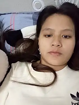 Snapshot of love-xx chatting on 10/30/25, 02:07 love-xx online show from 10/30/25, 02:07