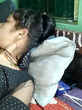Snapshot of Bhumika_Love chatting on 10/23/25, 05:23 Bhumika Love online show from 10/23/25, 05:23