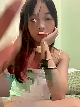 Snapshot of meimei_x chatting on 10/21/25, 02:07 meimei x online show from 10/21/25, 02:07