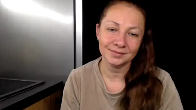 LucyTop online show from 11/20/25, 09:25