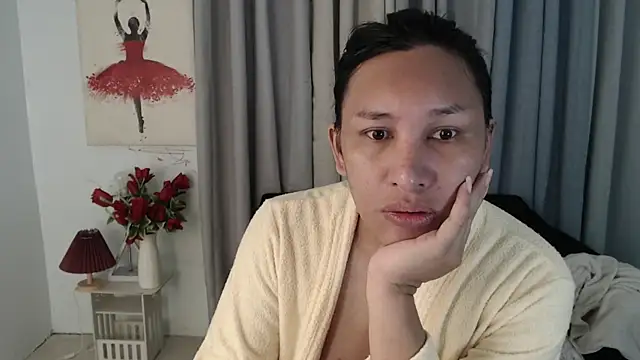 KeraMitenaa online show from 10/22/25, 11:04