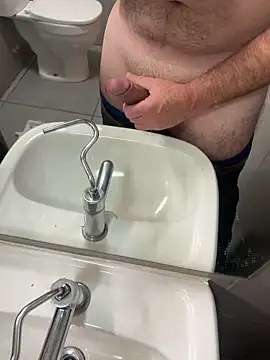 Cannavaro5 online show from 10/29/25, 03:36