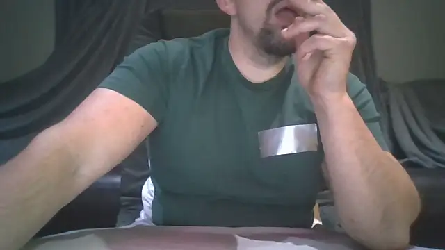 Snapshot of Me2YouYou2Me22 chatting on 10/29/25, 06:53 Me2YouYou2Me22 online show from 10/29/25, 06:53