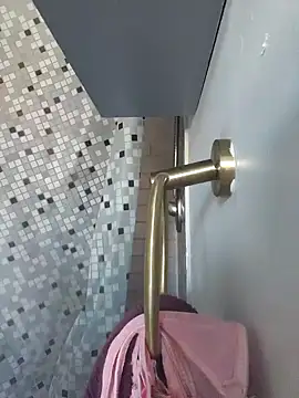 Snapshot of BulbasaurIsmettv chatting on 10/30/25, 03:35 BulbasaurIsmettv online show from 10/30/25, 03:35