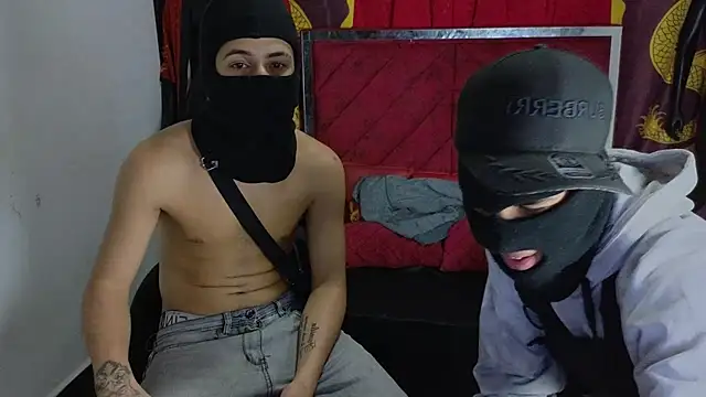 Snapshot of Sexy_Jocks chatting on 10/22/25, 07:41 Sexy Jocks online show from 10/22/25, 07:41