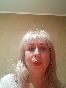 Snapshot of SelinaLovqx chatting on 10/22/25, 06:40 SelinaLovqx online show from 10/22/25, 06:40