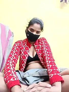 Snapshot of Shreya-750 chatting on 11/16/25, 03:39 Shreya-750 online show from 11/16/25, 03:39