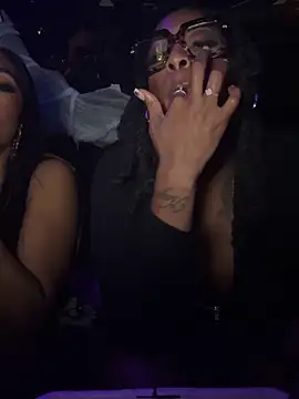 Snapshot of ForbiddenAddictions chatting on 10/24/25, 05:04 ForbiddenAddictions online show from 10/24/25, 05:04