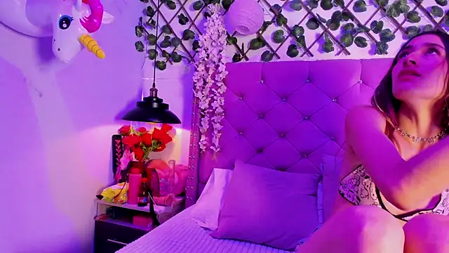 Violet-Storm- online show from 10/24/25, 08:38