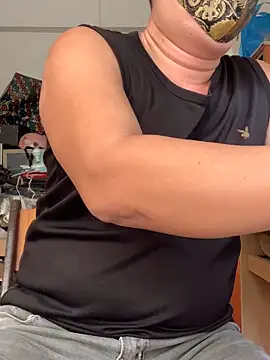 LUOKEKE online show from 10/27/25, 05:33