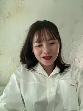 Snapshot of Star_fruit chatting on 10/24/25, 05:15 Star fruit online show from 10/24/25, 05:15