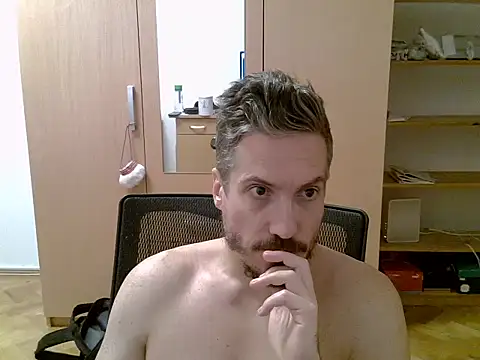 delayclose   online show from 10/23/25, 05:12