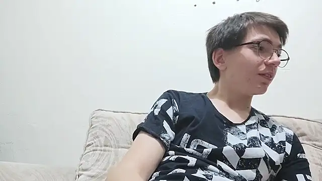 minikkdunyam online show from 11/08/25, 03:45