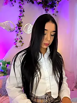 ISA NIXON online show from 11/25/25, 05:57