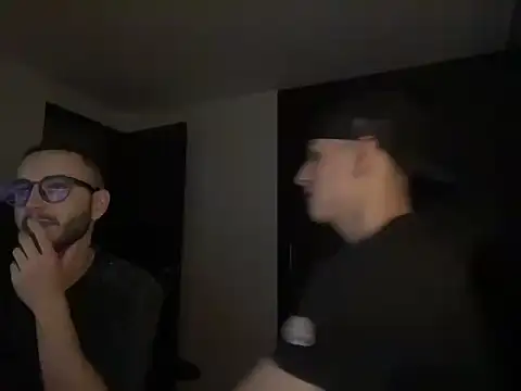 Snapshot of lionandreough chatting on 11/08/25, 01:39 lionandreough online show from 11/08/25, 01:39