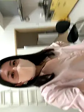 akimix xoxo online show from 10/28/25, 01:25