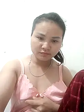 Snapshot of Beny_x chatting on 11/16/25, 09:42 Beny x online show from 11/16/25, 09:42