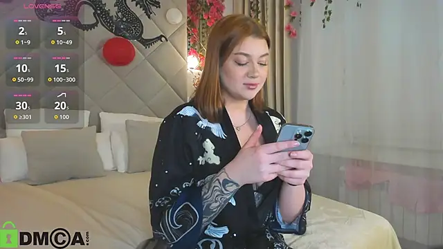 Susie Porter online show from 11/14/25, 01:15