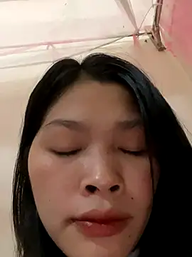Snapshot of simmi-2 chatting on 10/25/25, 05:04 simmi-2 online show from 10/25/25, 05:04
