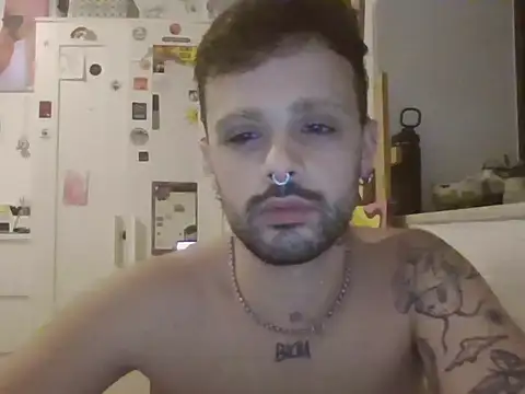 Snapshot of pietrosanchezz chatting on 10/24/25, 11:34 pietrosanchezz online show from 10/24/25, 11:34