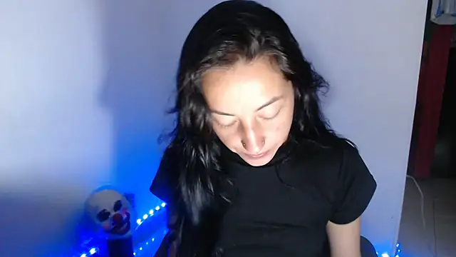 MeganLovee9 online show from 10/26/25, 08:53