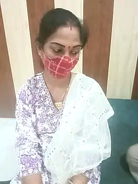 Janvi kapor online show from 10/25/25, 10:01