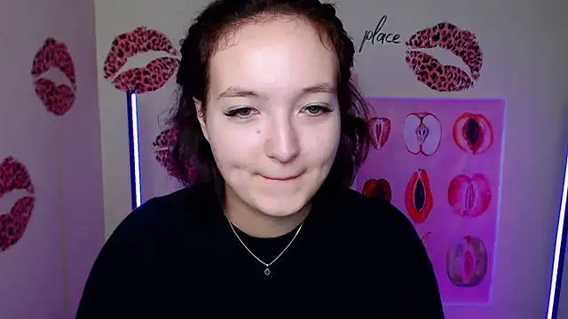 Snapshot of MissAriaa chatting on 10/28/25, 07:23 MissAriaa online show from 10/28/25, 07:23