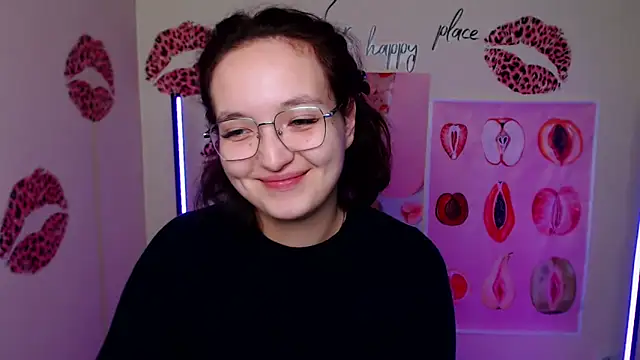 Snapshot of MissAriaa chatting on 10/28/25, 07:27 MissAriaa online show from 10/28/25, 07:27