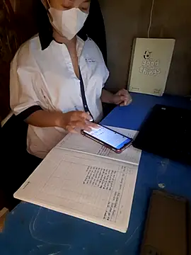 Zinny112 online show from 11/03/25, 04:08