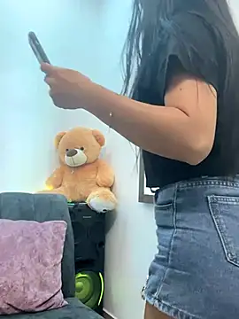 Chikihot69 online show from 11/06/25, 03:40