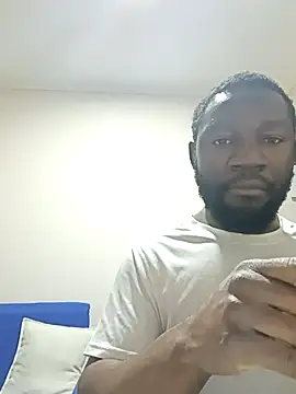 shoodly99 online show from 10/28/25, 02:15