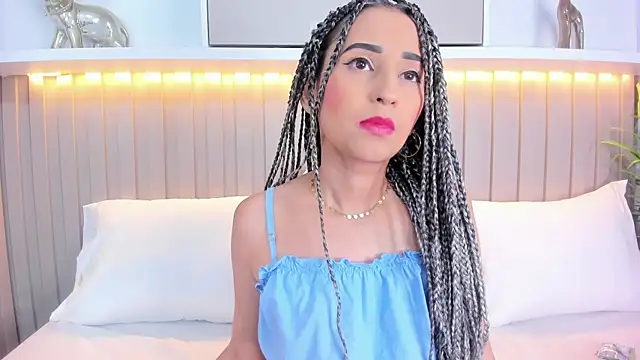 Snapshot of violett_rabbit_ chatting on 11/07/25, 09:04 violett rabbit online show from 11/07/25, 09:04