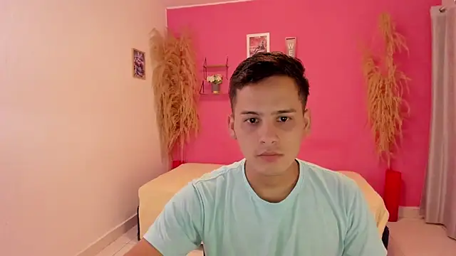 elmasmas01 online show from 11/13/25, 11:47