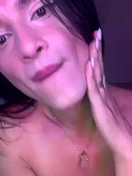 Snapshot of sara_ssofia chatting on 11/03/25, 05:42 sara ssofia online show from 11/03/25, 05:42