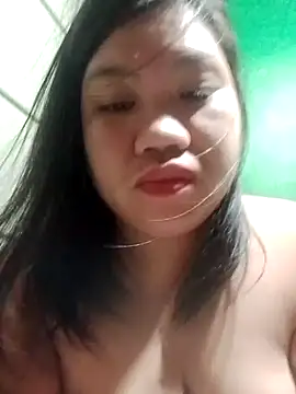 Snapshot of asiangirl_690826 chatting on 10/26/25, 02:12 asiangirl 690826 online show from 10/26/25, 02:12