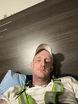 Snapshot of Dannydanny89 chatting on 11/25/25, 11:16 Dannydanny89 online show from 11/25/25, 11:16