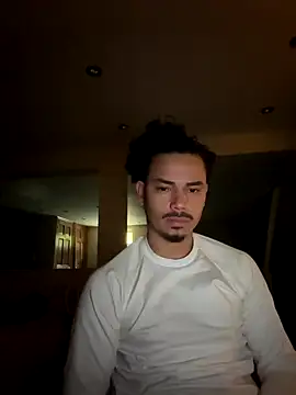 Snapshot of NomixDg chatting on 10/28/25, 04:31 NomixDg online show from 10/28/25, 04:31