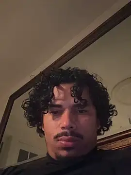 Snapshot of NomixDg chatting on 11/13/25, 04:33 NomixDg online show from 11/13/25, 04:33