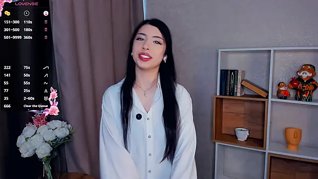 TonjaNeace online show from 11/01/25, 06:37