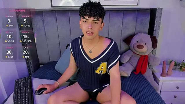 Snapshot of Niick_Twiink chatting on 10/29/25, 07:37 Niick Twiink online show from 10/29/25, 07:37