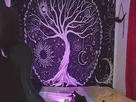 Snapshot of mateos6_6 chatting on 10/28/25, 04:49 mateos6 6 online show from 10/28/25, 04:49