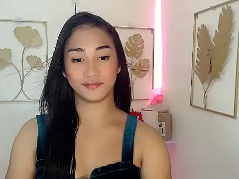 Snapshot of Gorgeousnicole_ chatting on 10/28/25, 12:52 Gorgeousnicole  online show from 10/28/25, 12:52