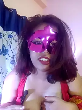 Yui-Ch1 online show from 10/31/25, 12:17