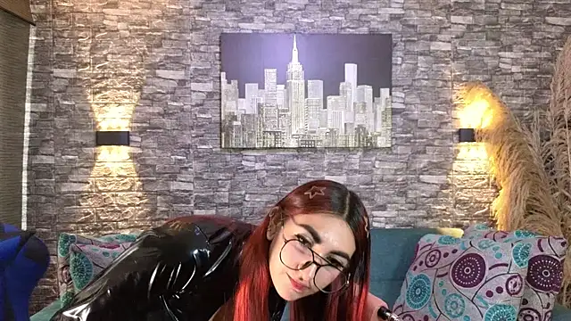 venusevanss online show from 10/28/25, 01:25