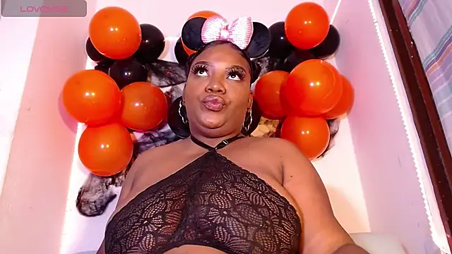 julieth brown1 online show from 10/29/25, 10:44